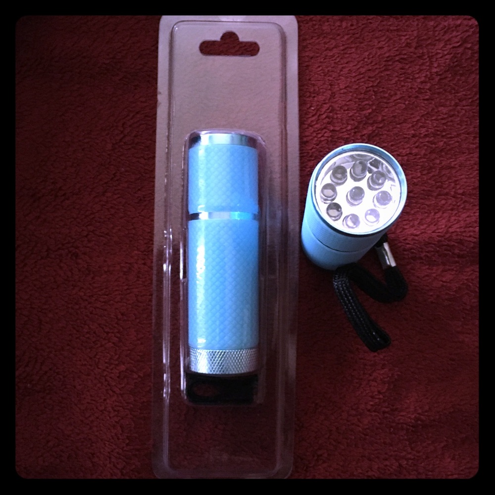 🚨🔥Brand New Mini LED Flashlight🔥🚨